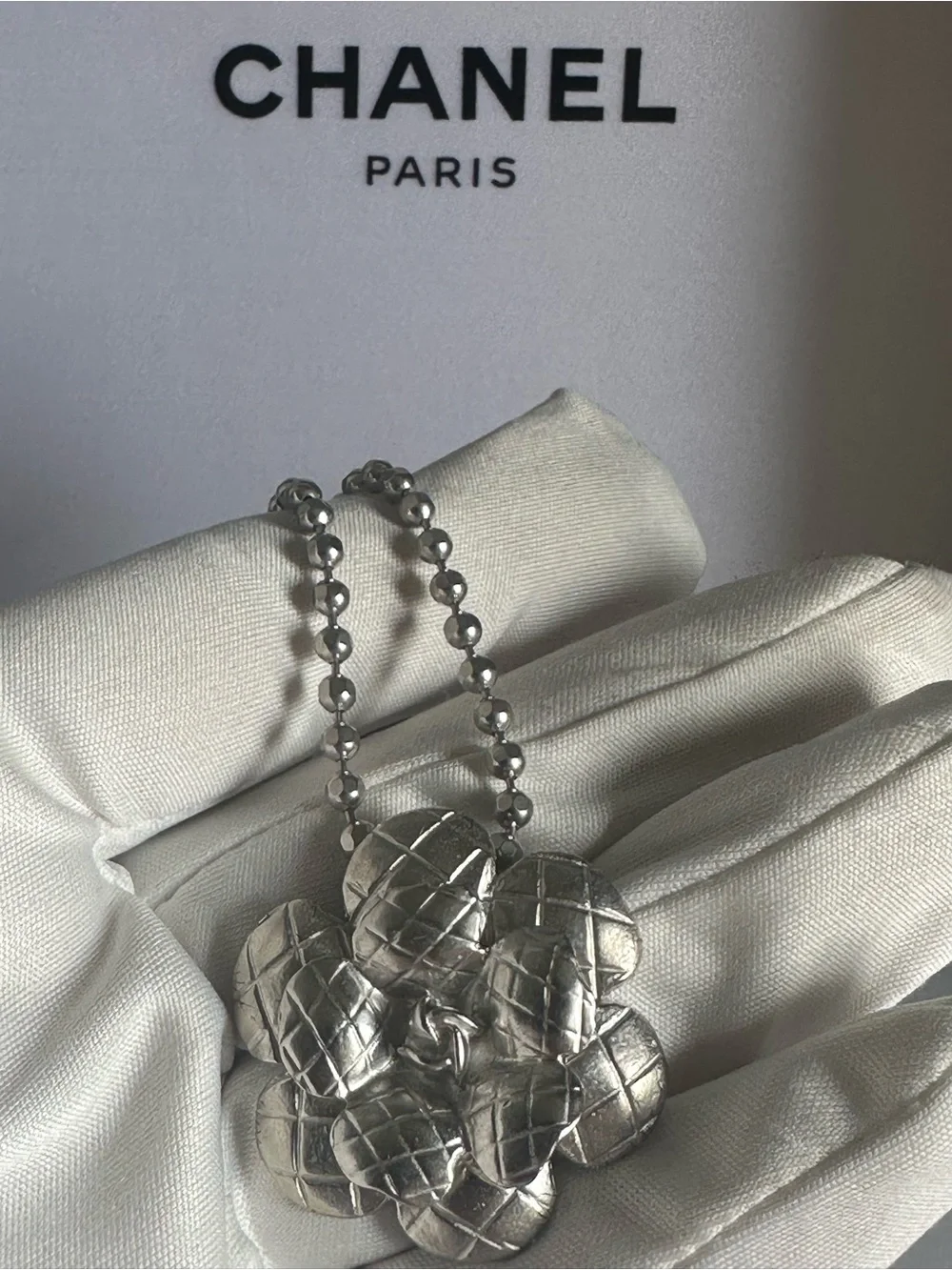 Vintage CHANEL 98A Silver Quilted Camellia CC Necklace 16” Box
